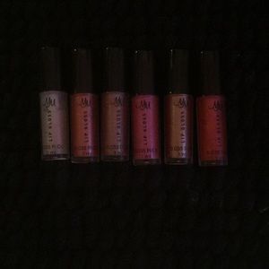Six Mini Lipglosses!